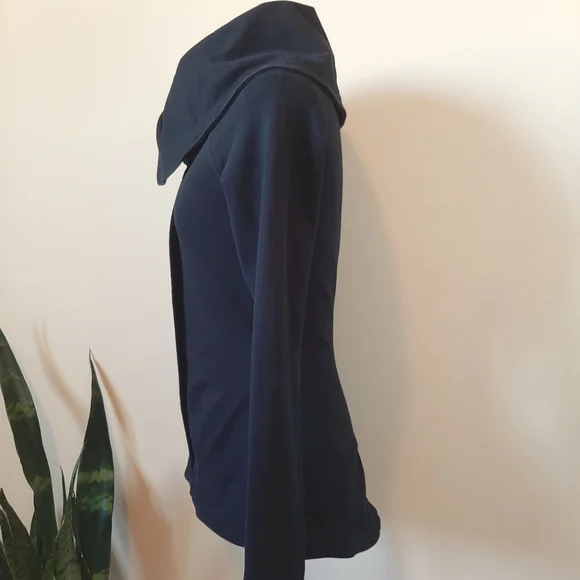 Lululemon Fast Forward Jacket - Picture 2 of 7